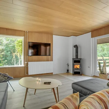 Gorgeous In With Wifi *